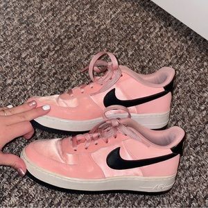 Pink satin and lather Nike shoes woman’s 6